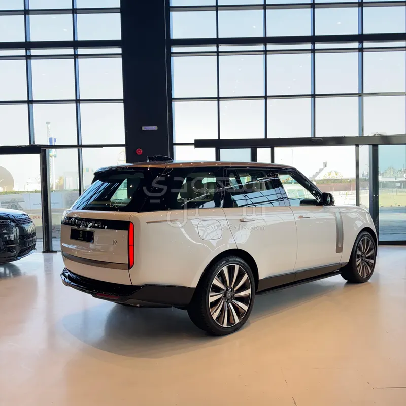2025 Land Rover Range Rover SV Autobiography