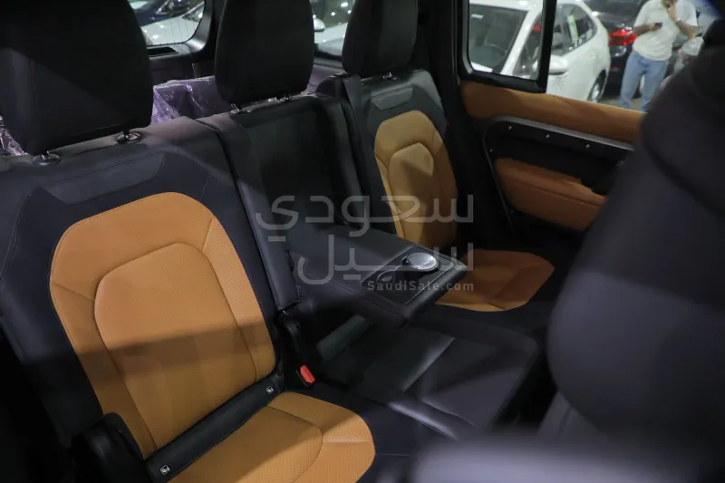2024 Land Rover Defender X