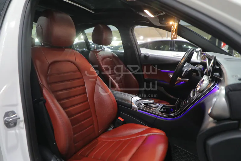 2020 Mercedes-Benz C 200