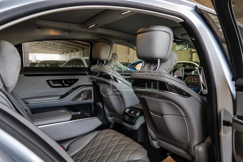 2022 Mercedes-Benz S 580