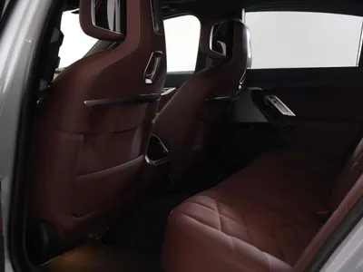 2025 BMW 7 Series 735i