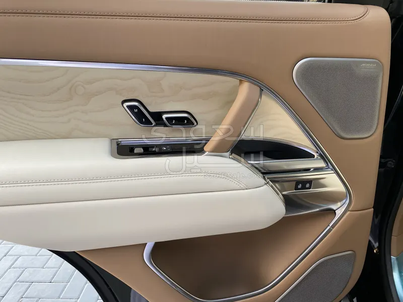 2025 Land Rover Range Rover SV Autobiography