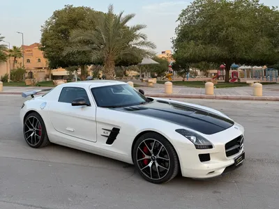 2013 Mercedes-Benz SLS