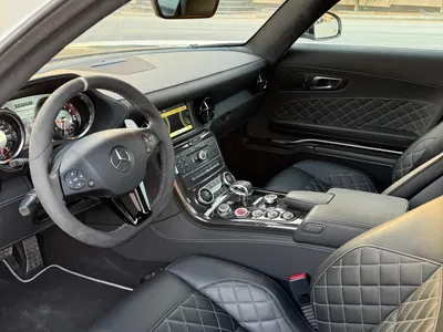 2013 Mercedes-Benz SLS