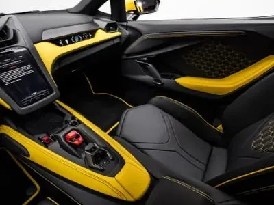 2024 Lamborghini Revuelto