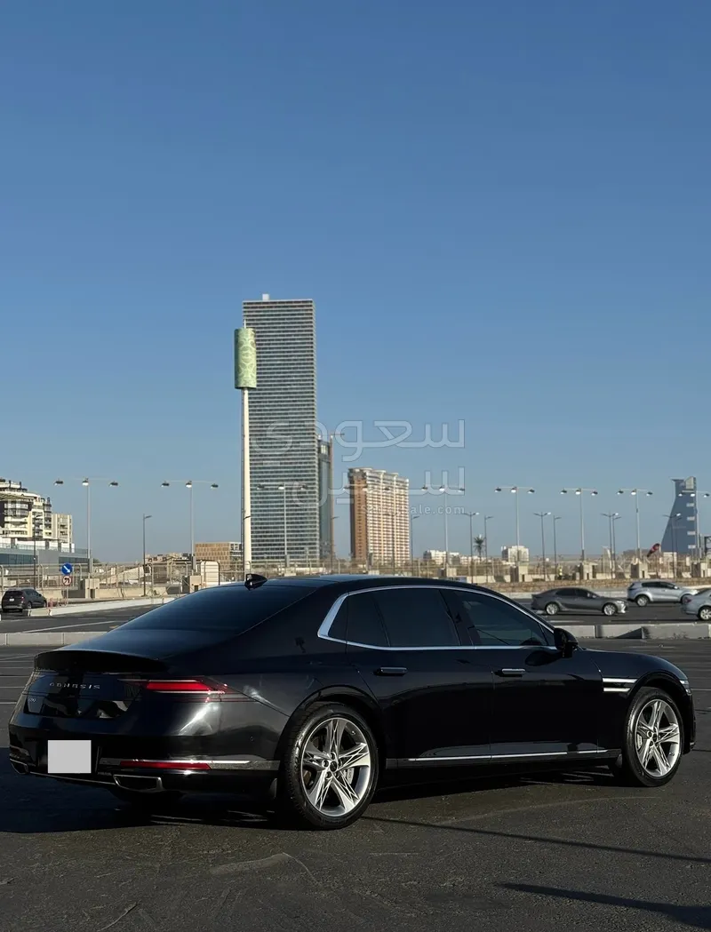 2023 جينيسيس جي 90