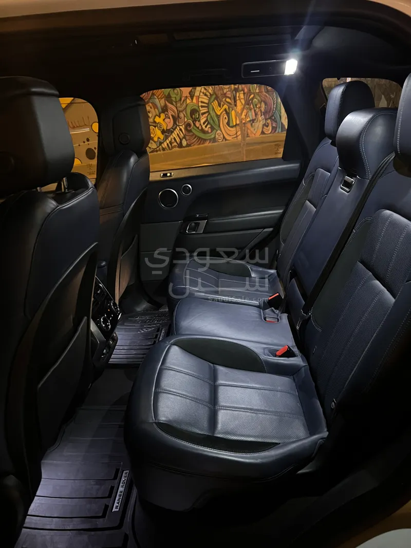 2020 Land Rover Range Rover Sport HSE