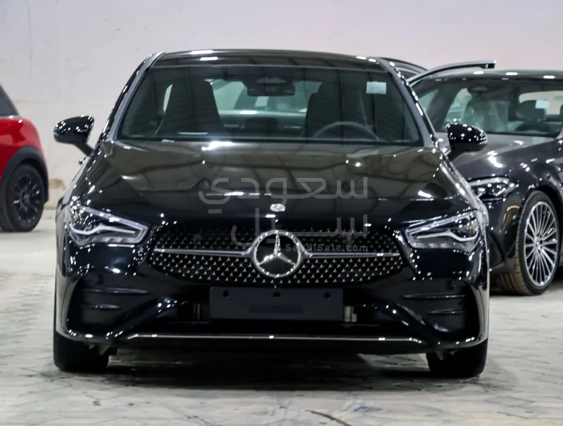 2025 Mercedes-Benz CLA 200