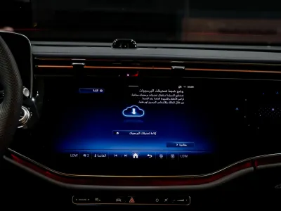 2025 مرسيدس - بنز إي 300