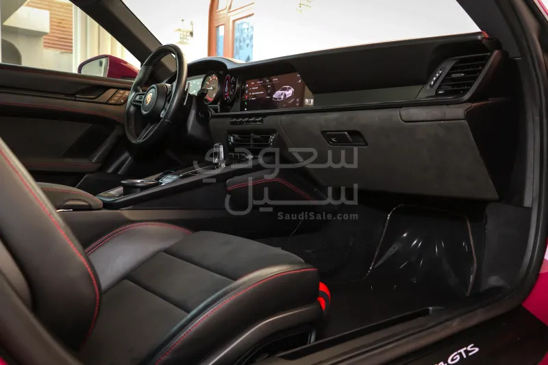2022 بورش 911 كاريرا جي تي اس