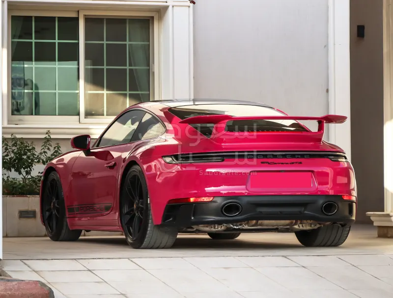 2022 بورش 911 كاريرا جي تي اس