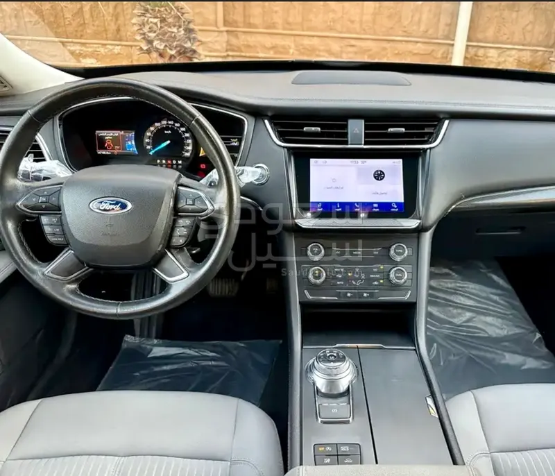 2020 Ford Taurus Limited