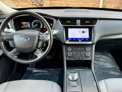 2020 Ford Taurus Limited
