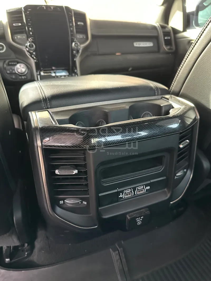 2020 Dodge Ram 1500 HEMI