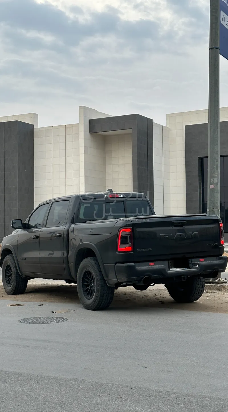 2020 Dodge Ram 1500 HEMI