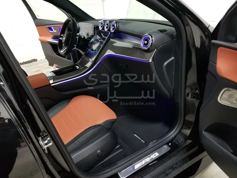 2025 مرسيدس - بنز جي إل سي 43 كوبية