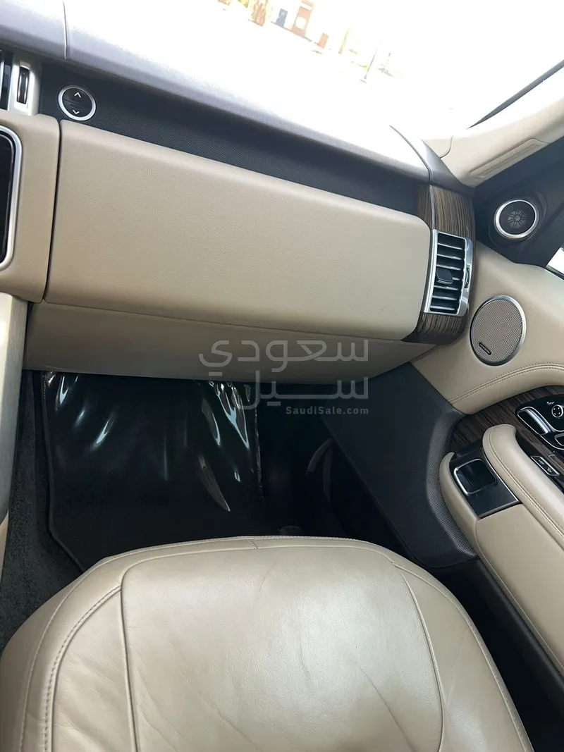 2018 لاند روفر رينج روفر اتش اس اي