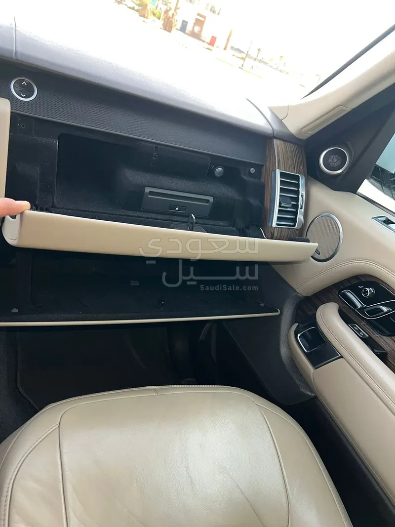 2018 لاند روفر رينج روفر اتش اس اي