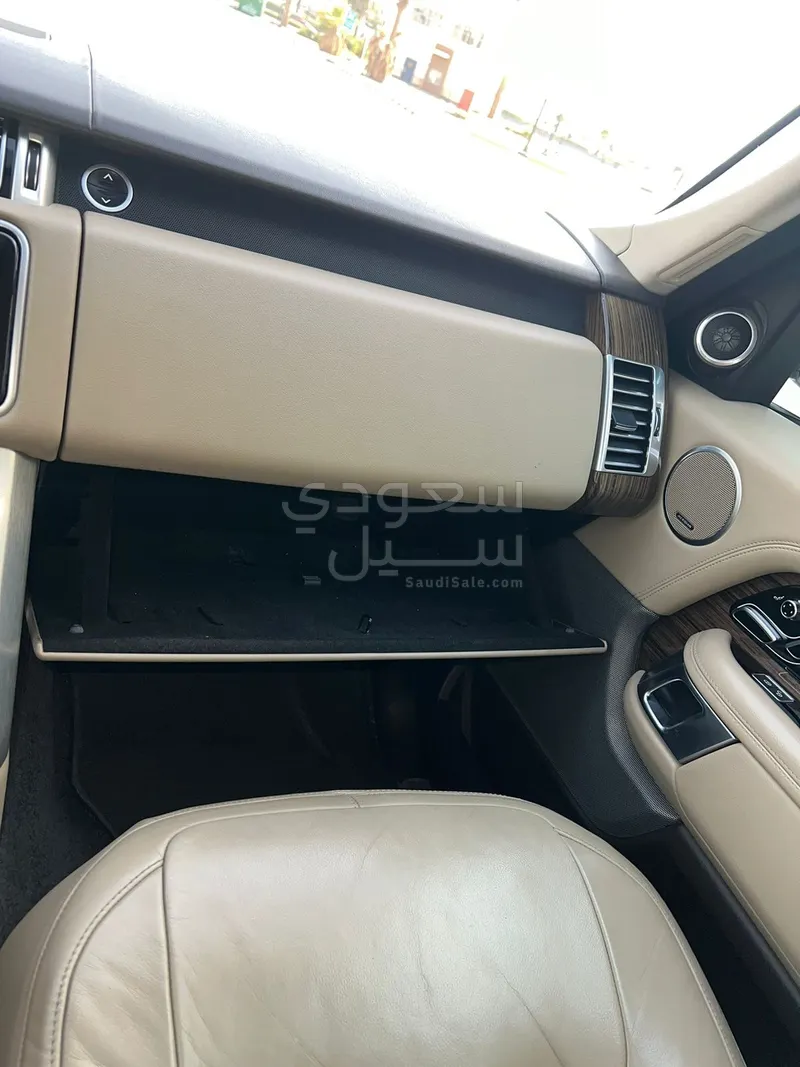 2018 لاند روفر رينج روفر اتش اس اي
