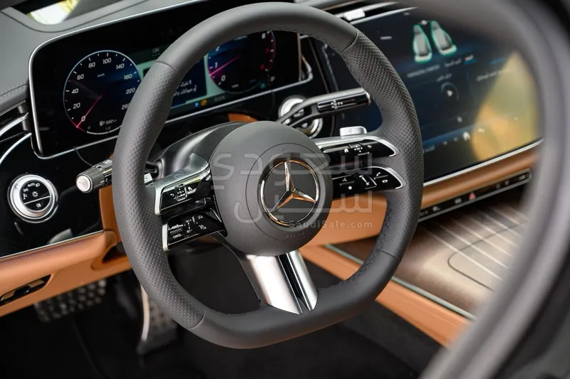 2025 Mercedes-Benz E 200 AMG