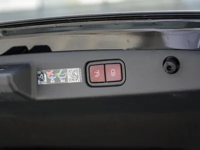 2025 Mercedes-Benz E 200 AMG