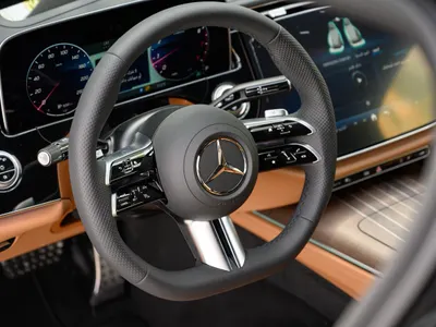 2025 Mercedes-Benz E 200 AMG
