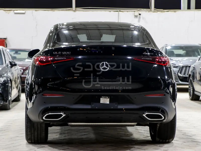 2025 Mercedes-Benz GLC 300