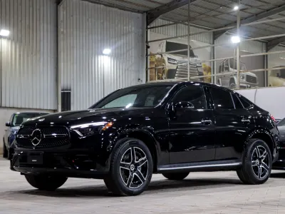 2025 Mercedes-Benz GLC 300