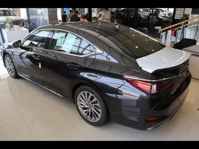 2025 Lexus ES 350