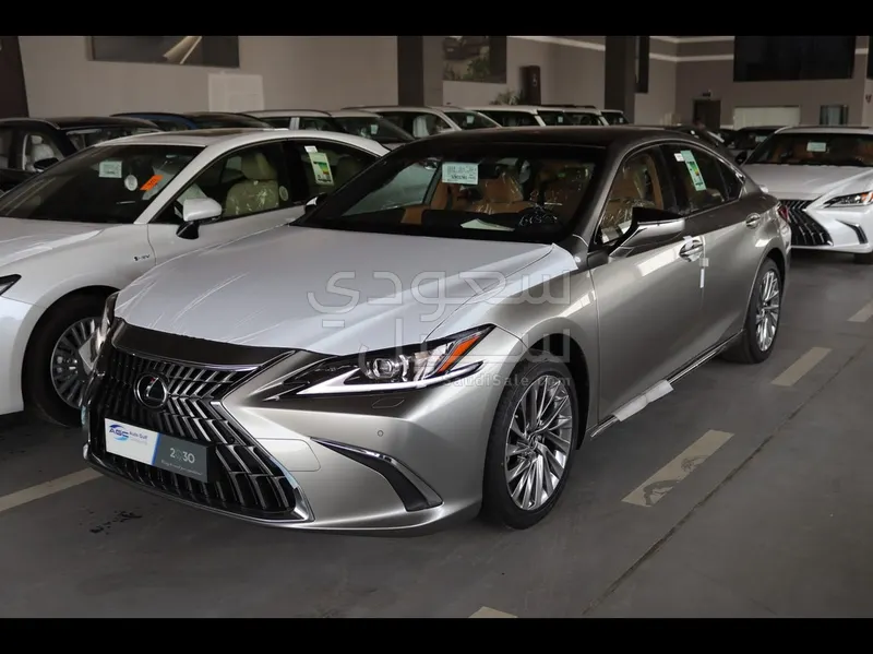 2025 Lexus ES 350