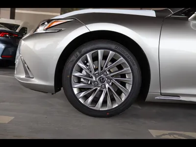 2025 Lexus ES 350