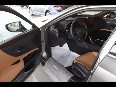 2025 Lexus ES 350