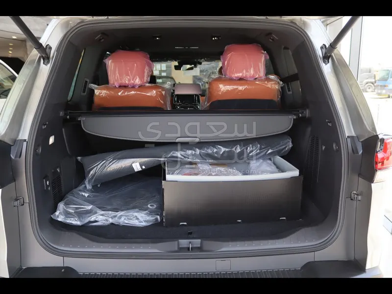 2025 Lexus LX 600 vip