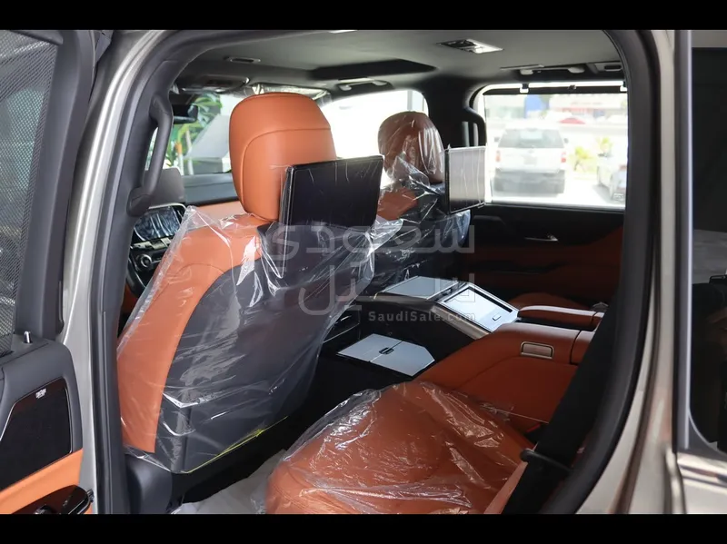 2025 Lexus LX 600 vip
