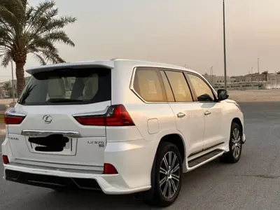 2017 Lexus LX 570