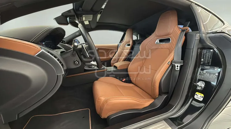 2024 Jaguar F-Type