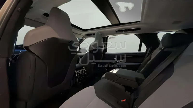 2024 Land Rover Range Rover Sport SV