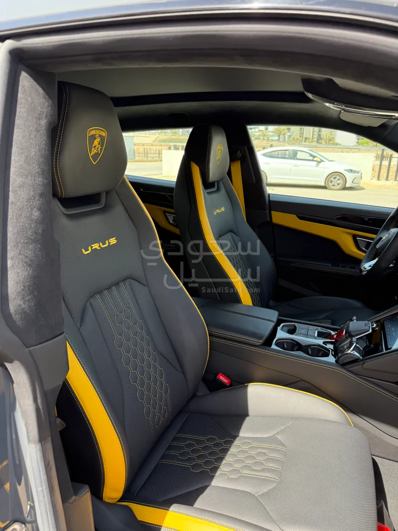 2023 لمبرجيني اوروس اس