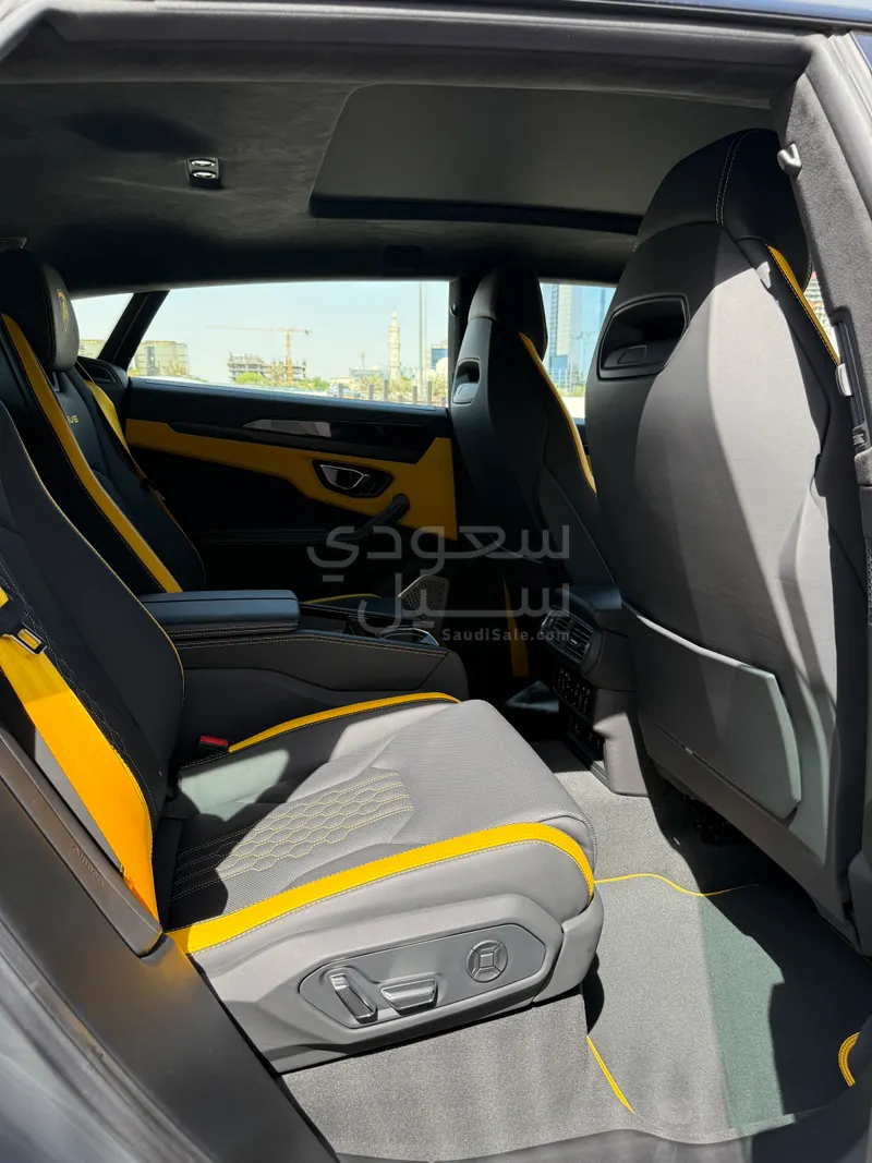 2023 لمبرجيني اوروس اس