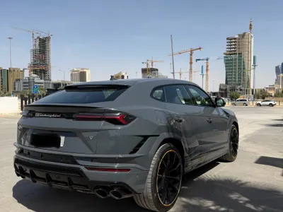 2023 لمبرجيني اوروس اس