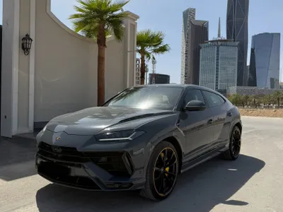 2023 لمبرجيني اوروس اس