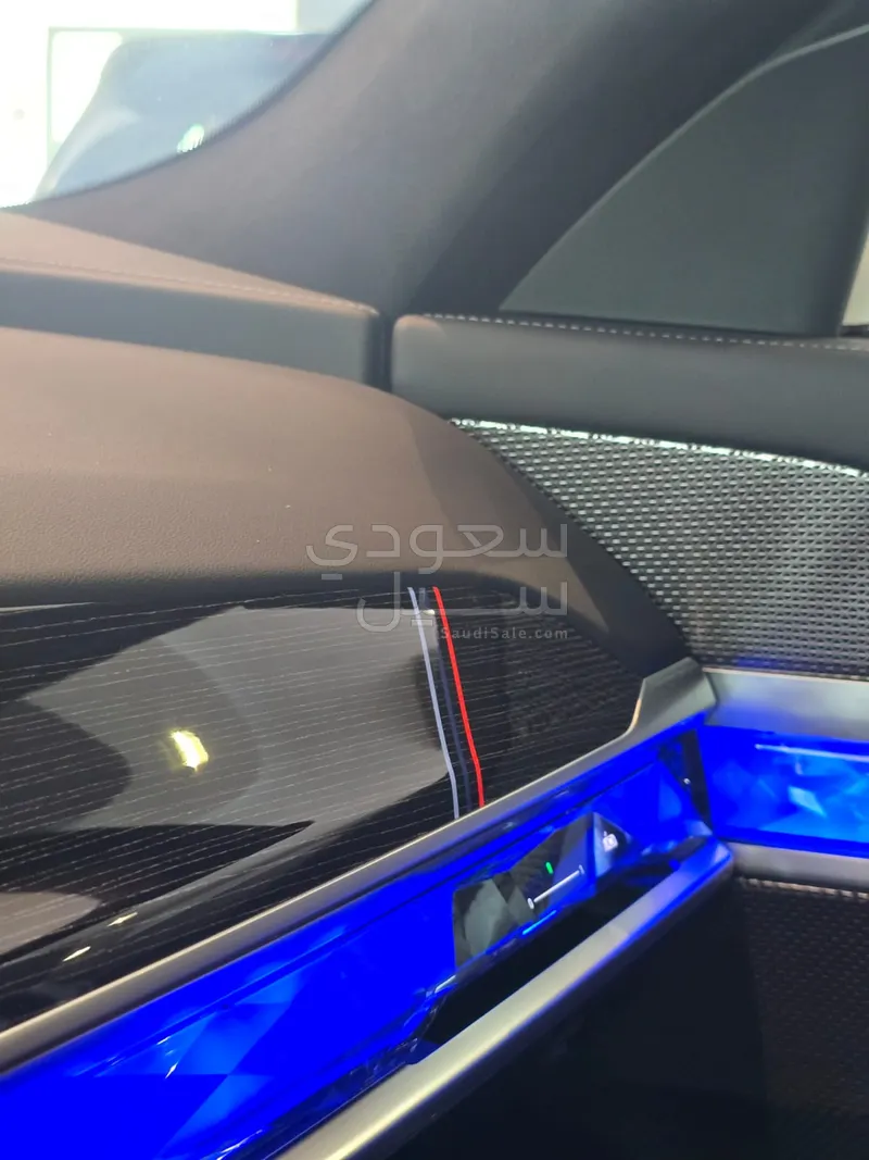 2025 BMW 7 Series 735i
