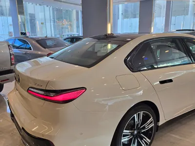 2025 BMW 7 Series 735i