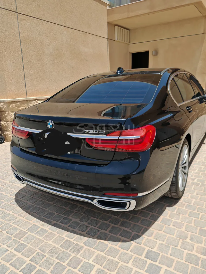 2018 بي ام دبليو الفئة السابعة 730 إل أي