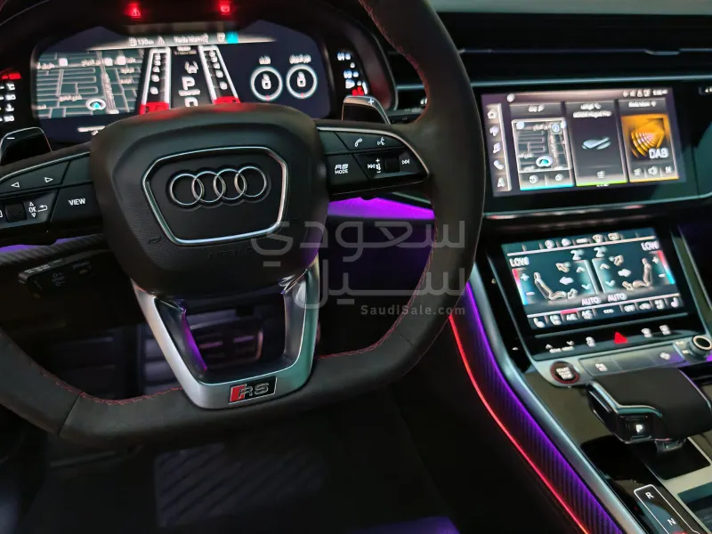 2021 Audi Q8 RS