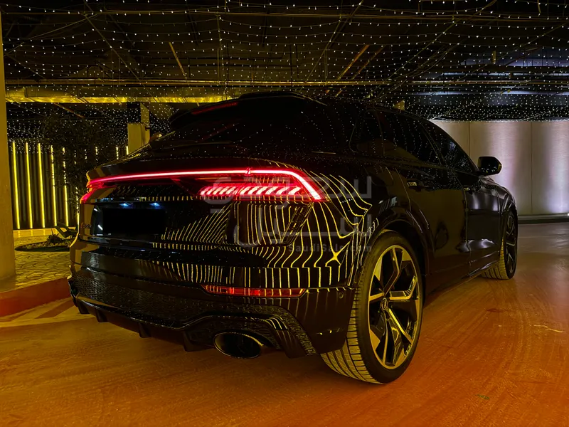2021 Audi Q8 RS