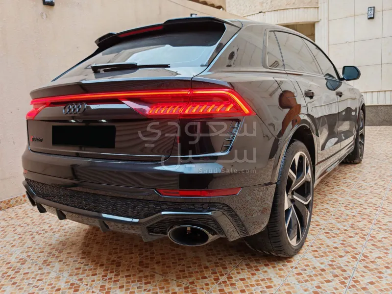 2021 Audi Q8 RS
