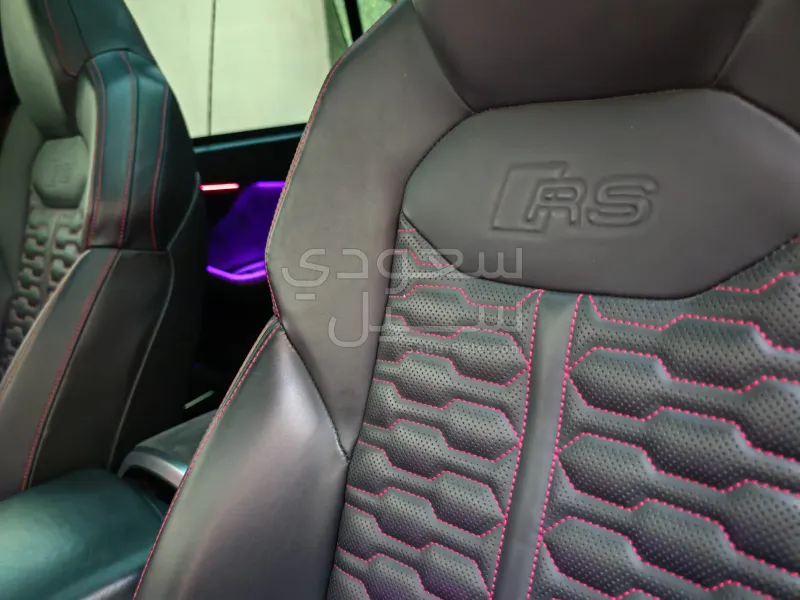 2021 Audi Q8 RS