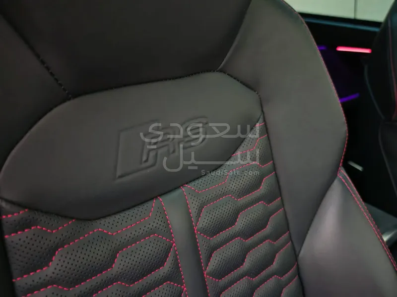 2021 Audi Q8 RS