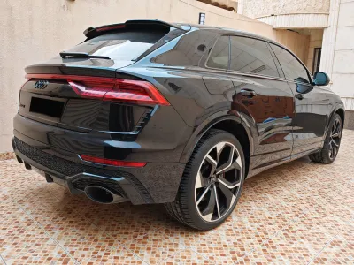 2021 Audi Q8 RS